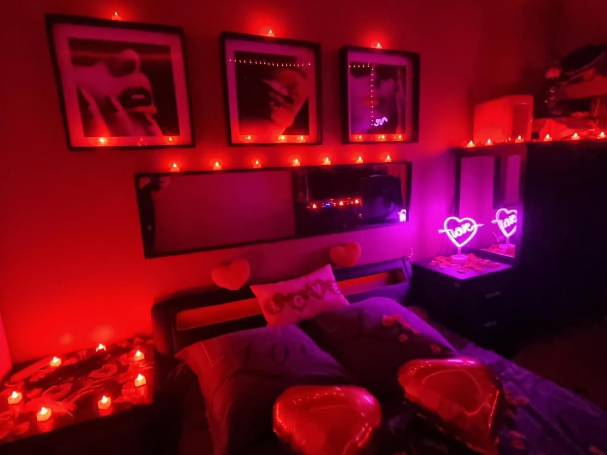 Love Room Sexy Love Cosy Lib Proche Centre Gare A Pied Aulnay-sous-Bois Eksteriør bilde